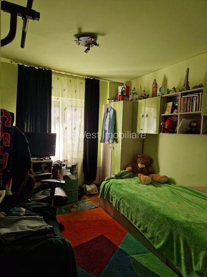 Soarelui | 3 Camere | Etaj 1 | Centrala proprie | Boxa - 9