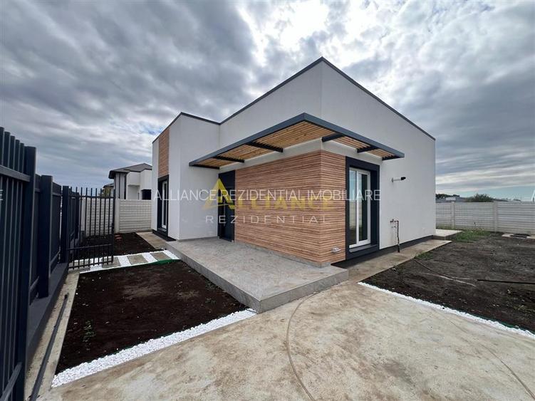 Casa stil mediteranean (zona de intrare in Comuna) - 6