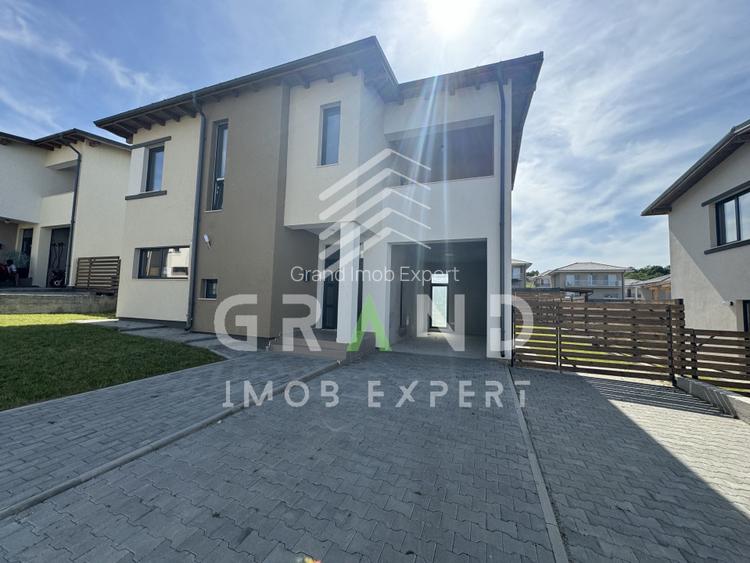 TOTUL NOU!Casa individuala,4 camere,3 BAI,TERASA,GARAJ,zona Dezmir - 30