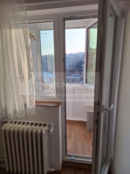 Garsonieră proaspăt renovată – | Zona Gara Nicolina| - 4