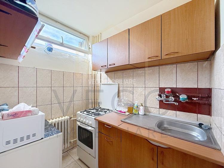 Garsoniera 28 mp + balcon 4 mp in Manastur, pe strada Parang - 4