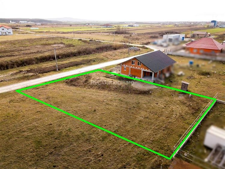RECO Teren intravilan pentru loc de casa  hala industriala  700 mp Osorhei - 4