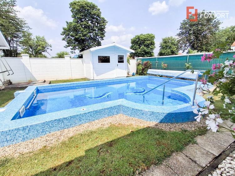 Casa individuala de vanzare in Timisoara cu sauna si piscina, zona Fratelia