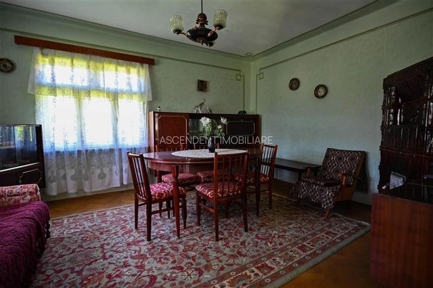 FILM! Proprietate autentica, Bran-Simon, 4.300 mp teren, casa traditionala + ane - 17