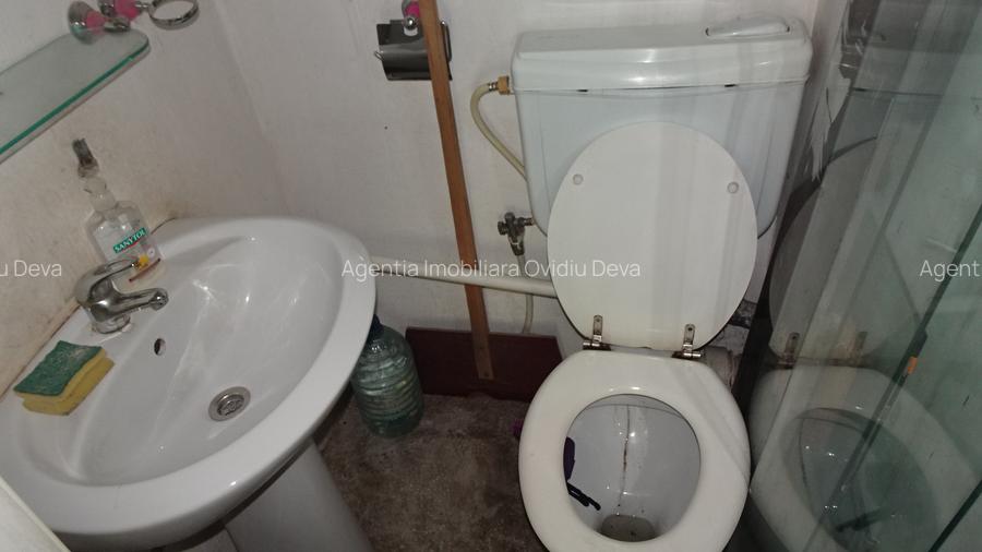 Inchiriez spatiu comercial in Deva, zona Horea, suprafata utila 40 mp, - 8