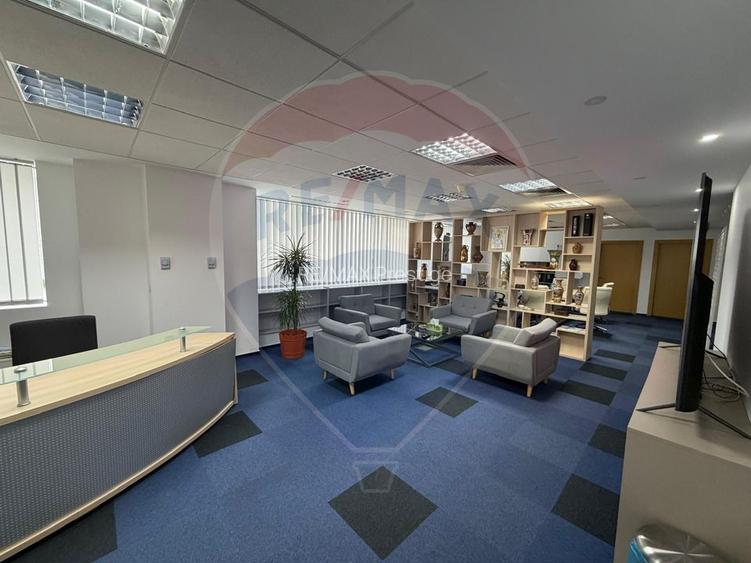 Cladire de birouri Pipera 5000mp+Parcare - 5