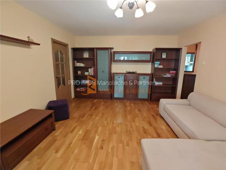 Apartament 3 camere cf 1 semidecomandat  zona Micro 5 - 3