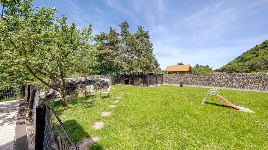 Suprafata generoasa teren - 19