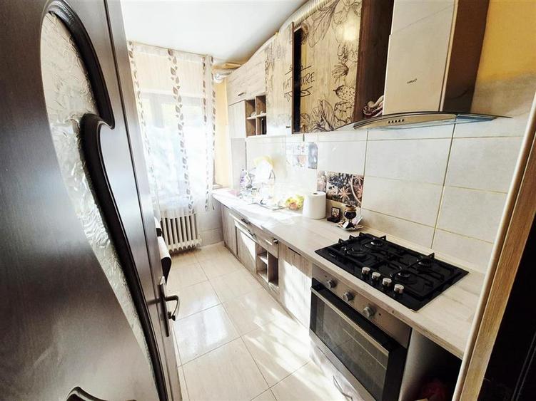 Apartament cu 2 camere de vanzare - 6
