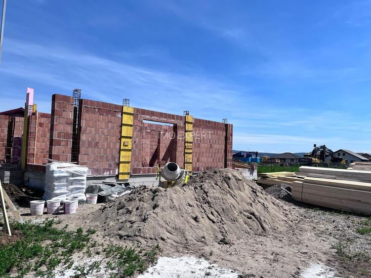 Cas noua de vanzare , in Orizont - 3