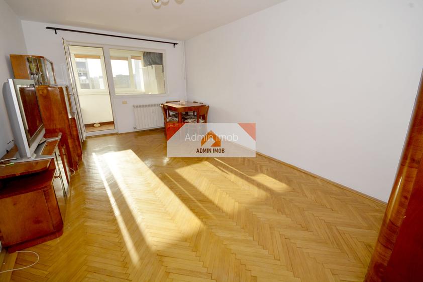 2 cam, Metrou Favorit, spatios si luminos Et 7/10, ANVELOPAT, 61 mp - 2