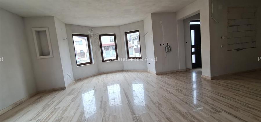 Casa noua Livada, finisata, 5 dormitoare, 225mp, teren 600mp - 10