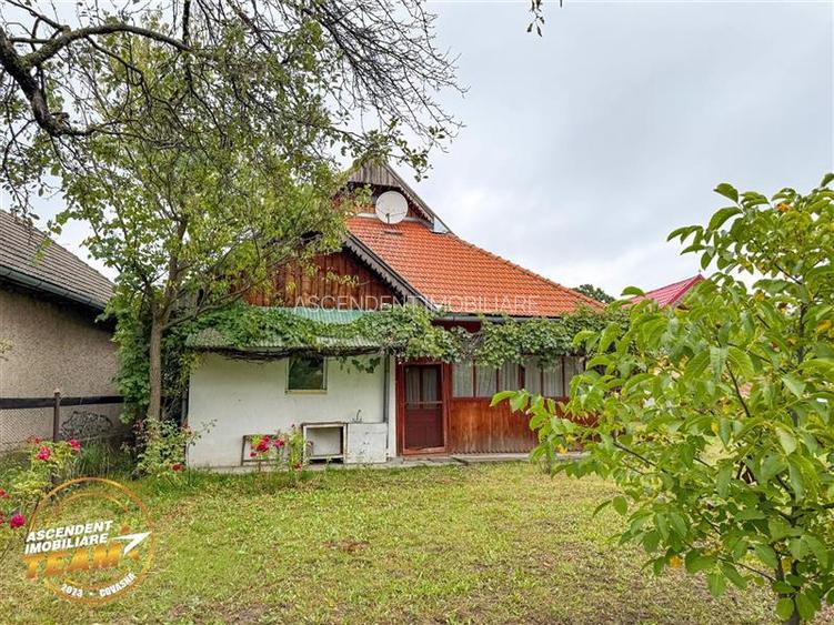 FILM!  2 case,domeniu de 1.660mp, cu atelier,anexe,Lemnia,Covasna - 44
