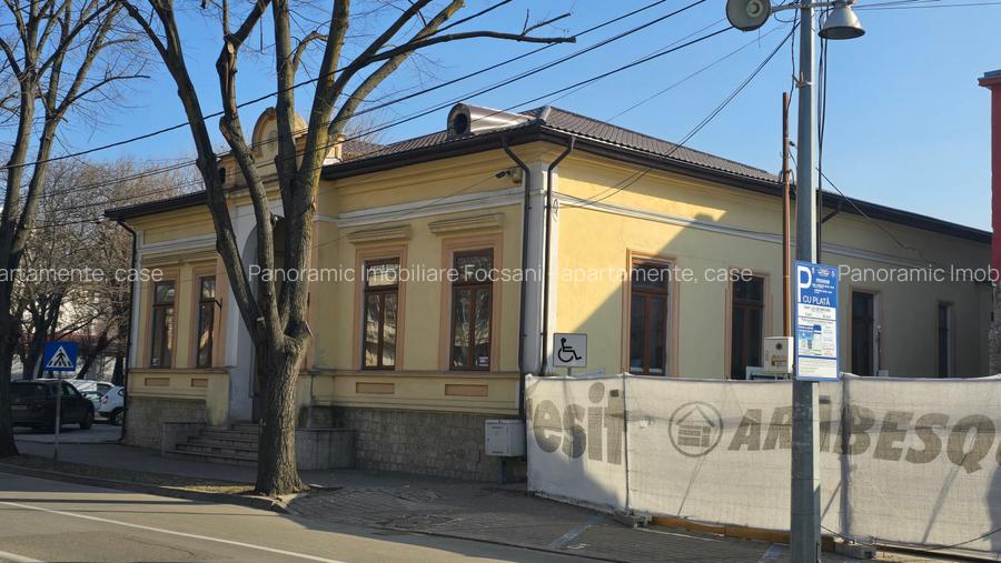 Cladire speciala de VANZARE  sau de INCHIRIAT  ultracentral Focsani - 52