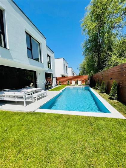 INCHIRIERE VILA LUX cu piscina in Zona Erou  Iancu Nicolae - 15