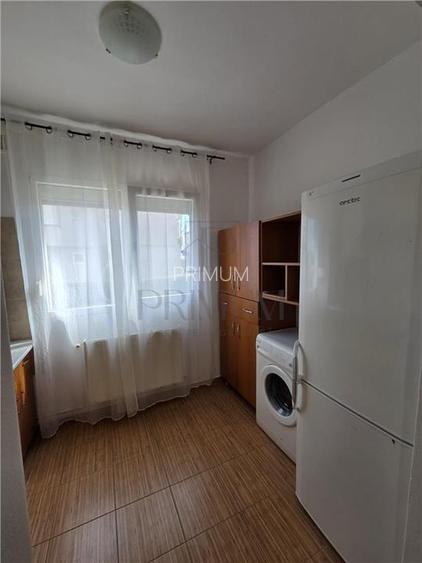 APARTAMENT 1 CAMERA - mobilat si utilat , semidecomandat - 5