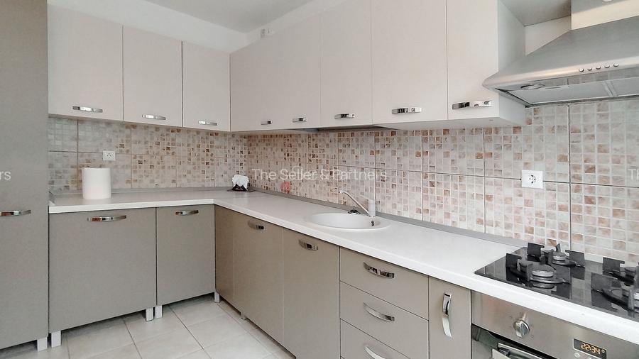 Resedinta familiala in Bunloc – intimitate, natura si acces rapid - 32