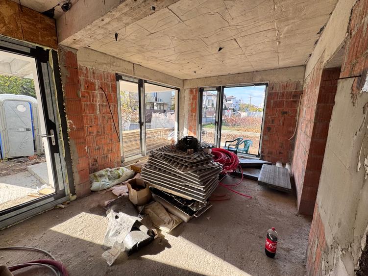 Casa P+2Et. 8 cam. Util 180mp. Teren 250mp. Pozitie stradala - 8