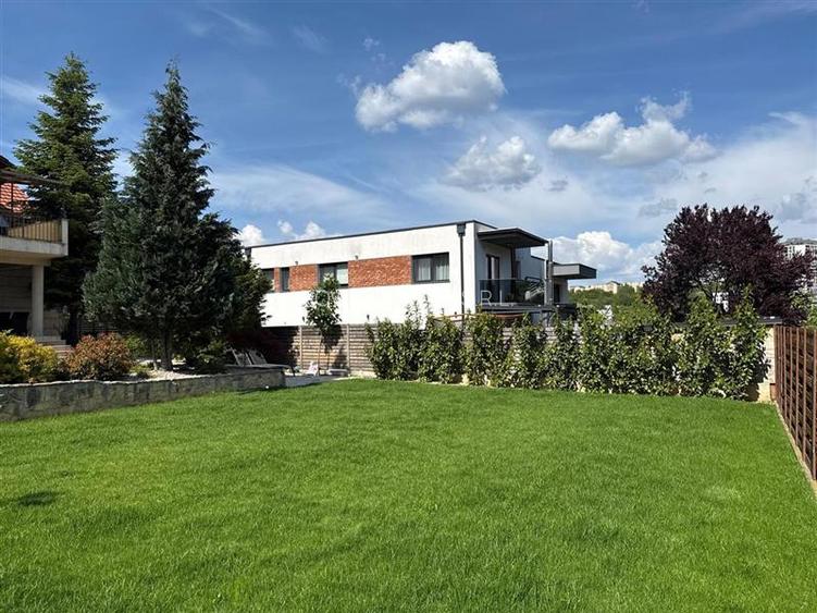 Casa individuala situata in cartierul Manastur! - 2