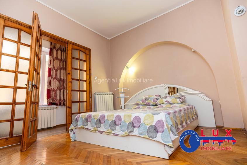 ID 6706 EXCLUSIVITATE - Vilă D+P+M de vânzare- Strada MIRCEA VODĂ - 8