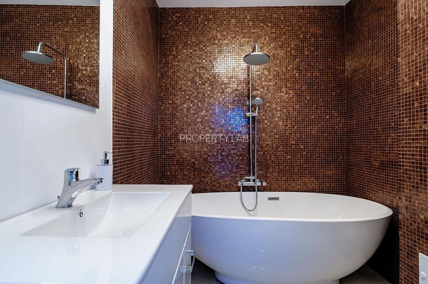 Apartament modern -3 camere, zona Intim - 3