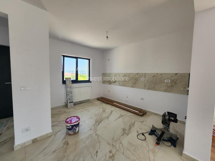 Casă parter, 3 camere, 818 mp teren, zona Valea Adanca - 5