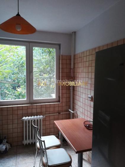 2 Camere de inchiriat | Costin Georgian | 4' Metrou | Mobilat - utilat - 6