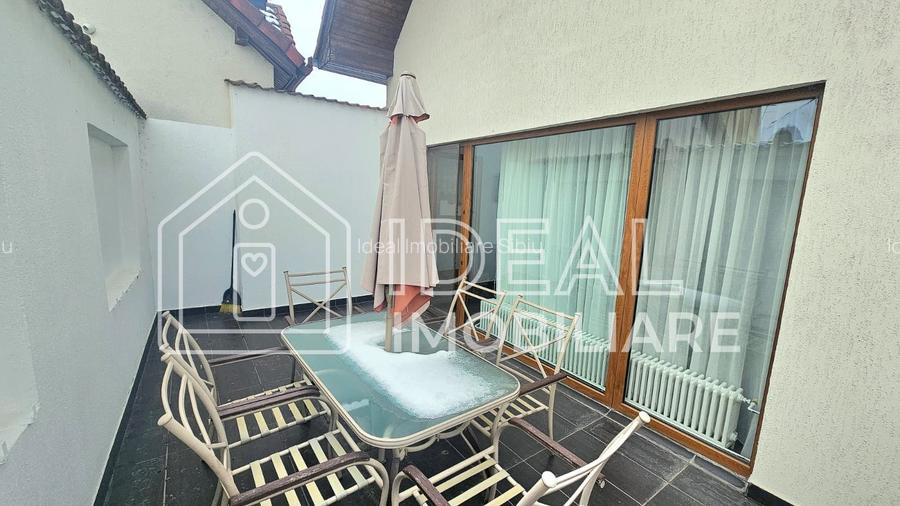 Casa Individuala cu 4 camere si garaj, zona Strand - 12