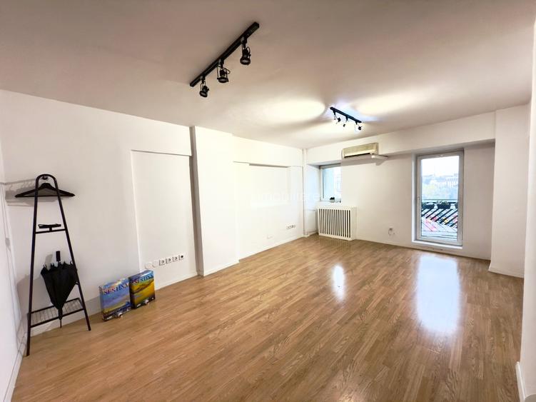 Piata Unirii - Vizavi Hotel Horoscop/ 2 camere/ UTILITATI  INCLUSE IN PRET - 12