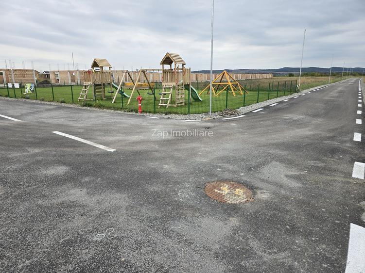 Casa 4 camere la cheie,10 minute de spital 150mp,700mp teren - 18