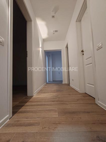 Apartament 2 camere decomandat renovat , zona Centrul Civic - str Toamnei - 6