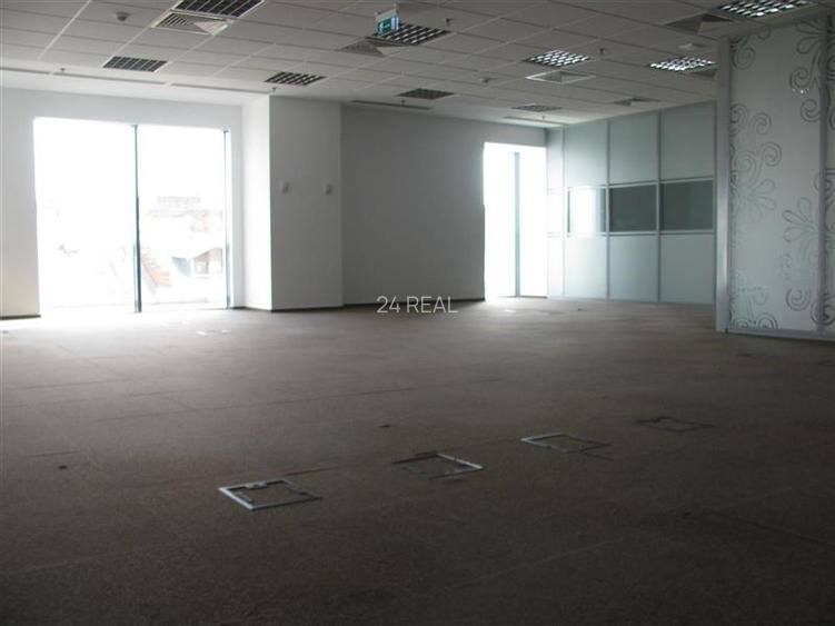 Birouri de inchiriat in Victoria Center de la 236 mp - 6