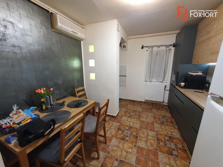 Apartament cu 2 camere, etaj 2 - zona Dambovita