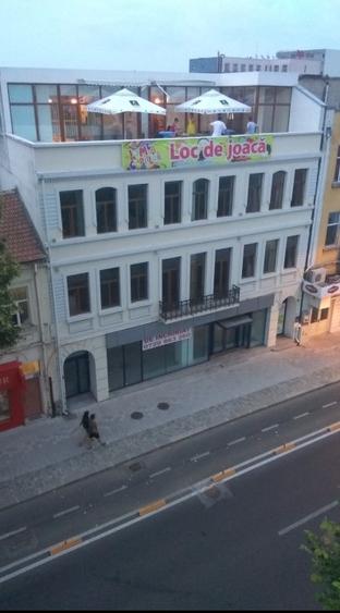 Spatiu comercial et 1 si 2 - 350mp /nivel ultracentral