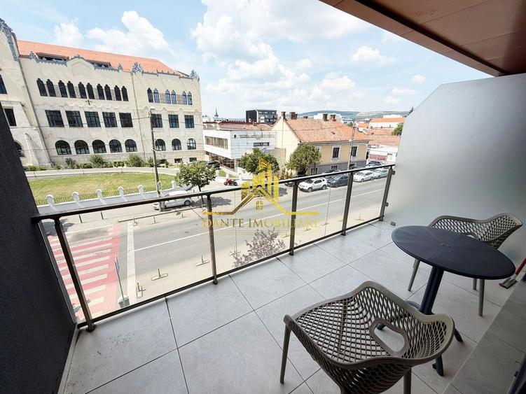2 camere, modern, bloc nou, balcon, parcare, Central, str Traian