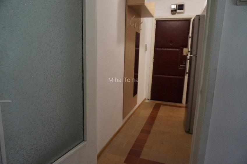Proprietar, ap. 3 camere, Centrul de transfuzii/Județean, parter - 8