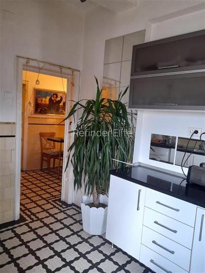 apartament 4 camere | et 4/5+m | bloc interbelic |  lift | renovat interior - ex - 21