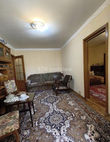 Apartament Mangalia strada Negru Vodă lângă Liceu Banescu - 2