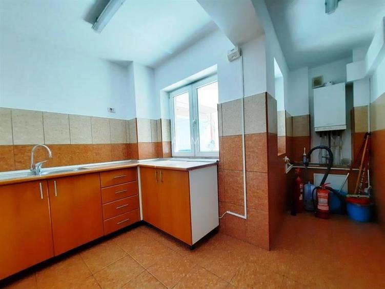 Apartament 4 camere, zona Obor - 10