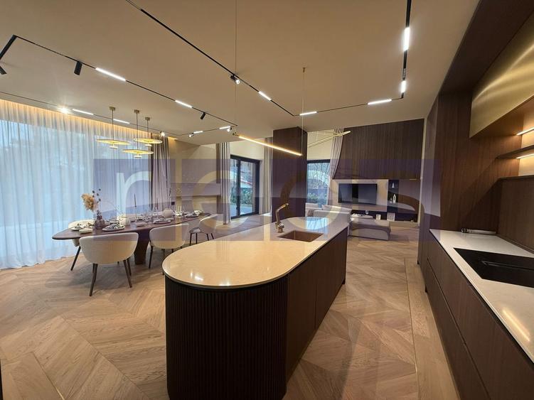 VANZARE VILA DEOSEBITA  | IANCU NICOLAE | ULTRAFINISATA | 384MP | - 13