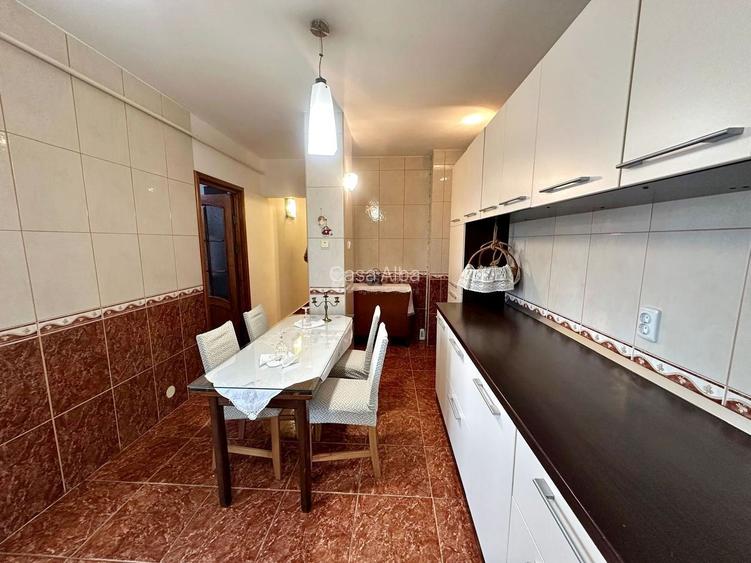 Mobilat & utilat, 3 camere, doua balcoane, bloc 1990, boxa & debara - 6