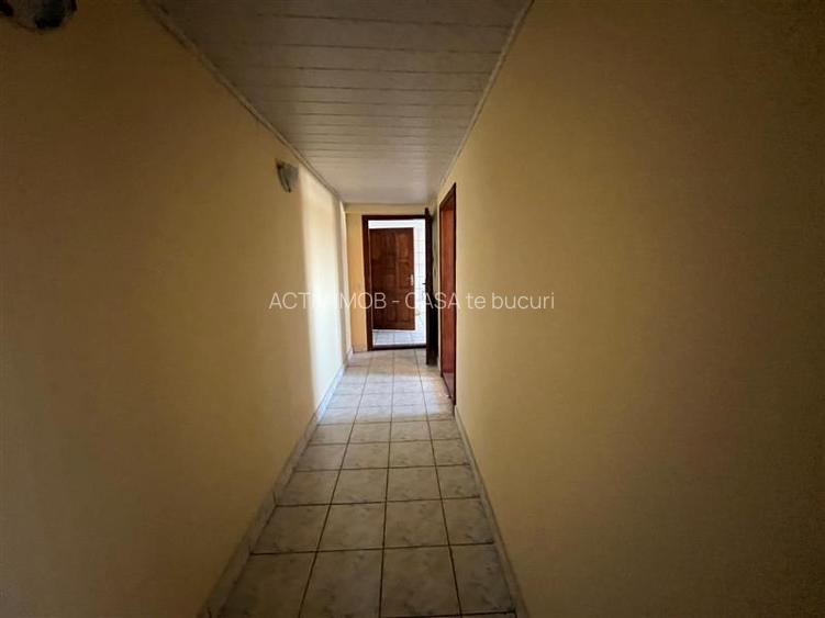 Lugoj,  Vila P+2E+M ,  656 Mp., Construiti, Posibilitate De Investitie, Zona 0 - 22