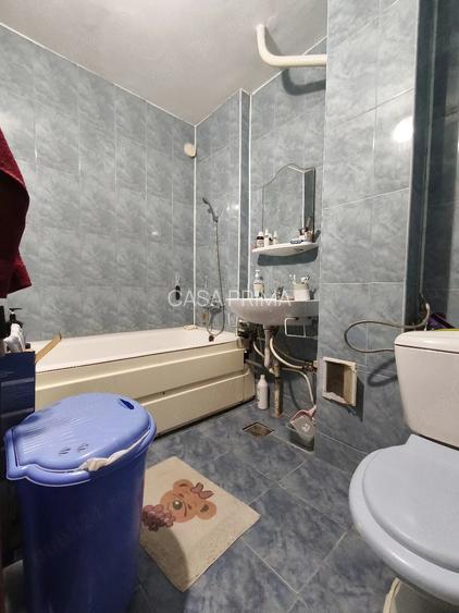 Apartament 3 camere DECOMANDAT, Etaj 2, Frumoasa ! - 3