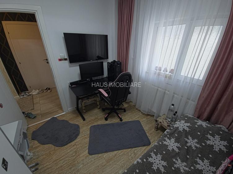 Centru apartament 3 camere decomandat la 200 m de plaja Modern - 8