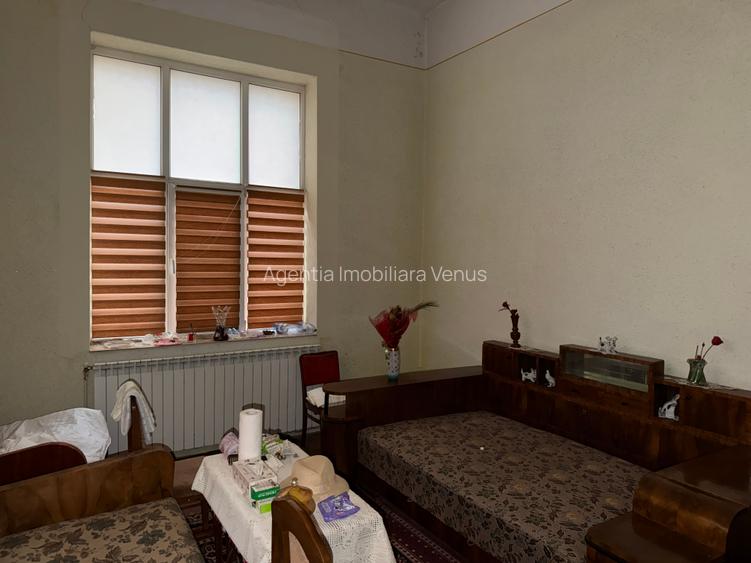 Teren de 1165mp cu casa caramida - 7