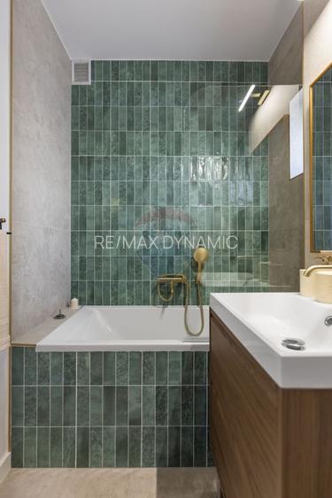 Apartament cu 3 camere, tip Samanta,  Splaiul Praporgescu - 10