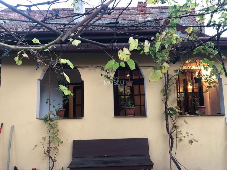 Ap la casă, curte comună, 1 cameră, 40mp, Odobescu! - 11