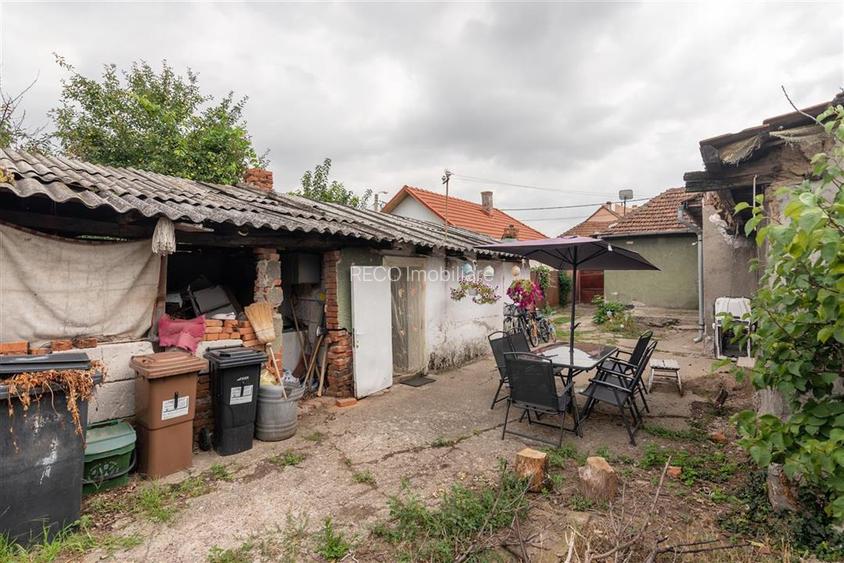 Casa renovabila cu teren de 620 mp in Cantemir - 8