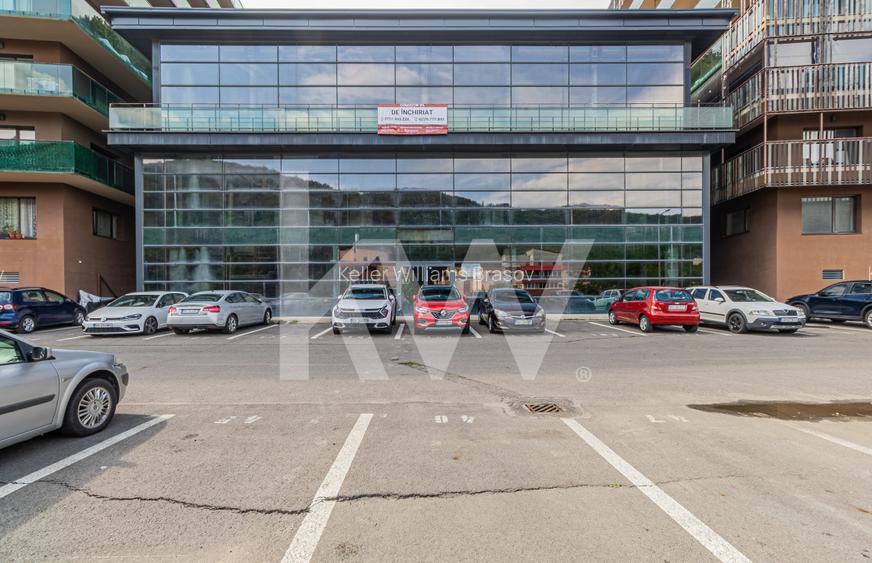 Spațiu comercial 3.368 mp, ideală centru medical/birouri, Brașov, COMISION 0% - 2