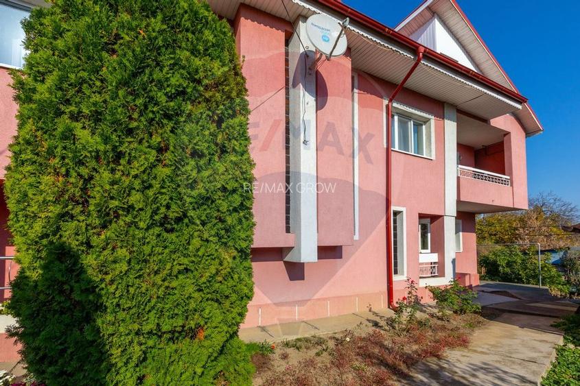 Casă/Vilă duplex cu 5 camere de vânzare, strada 9 Mai- zona Centrală - 21
